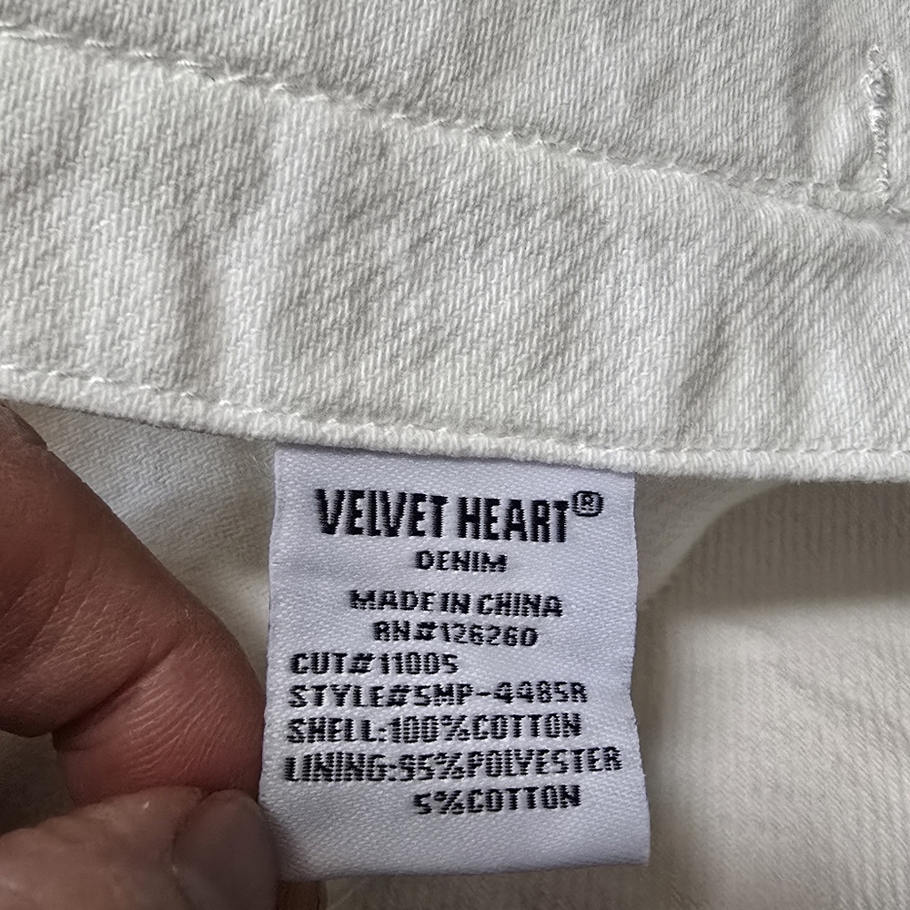Velvet Heart White Cropped Jean Jacket Size L-NWT - Picture 10 of 16
